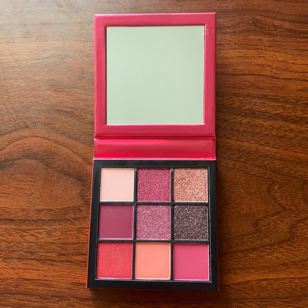 Huda Beauty Obsessions Eyeshadow Palette